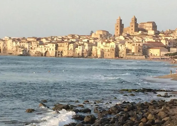 Aurora House Daire Cefalù