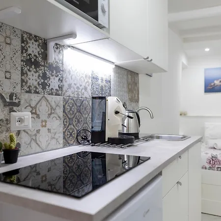 Aurora House Apartmán *